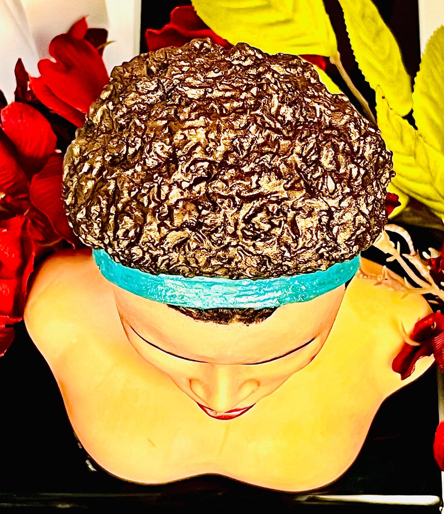 Zola | Custom Figural Candle - The Haus Of Alchemy